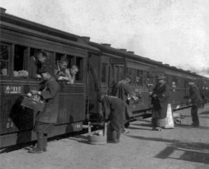 EKIBEN - món ăn trên đường tàu Nhật Bản 17 japanese trains old days